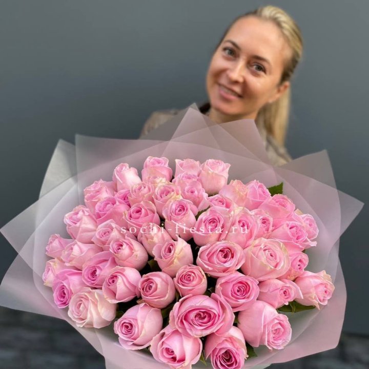 51 розовая роза в Нижневартовске