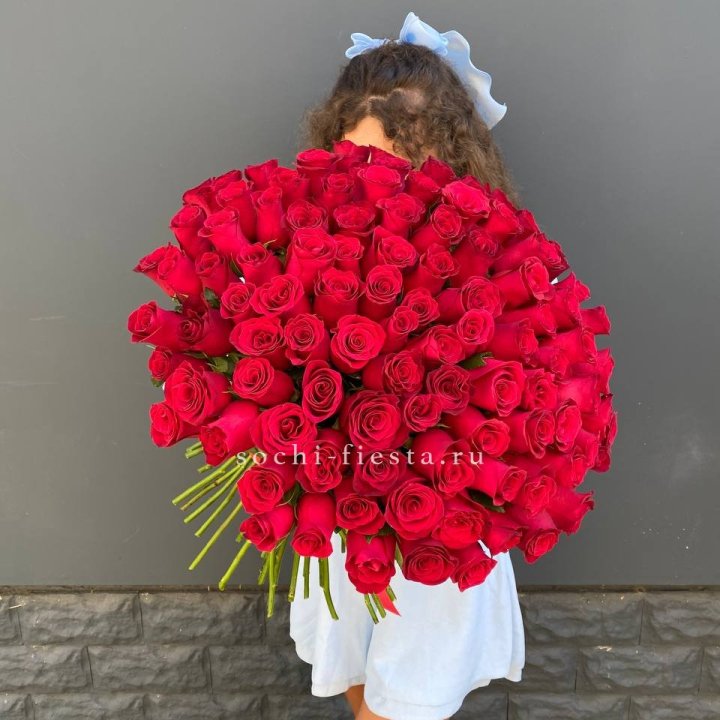 101 красная роза в Нижневартовске