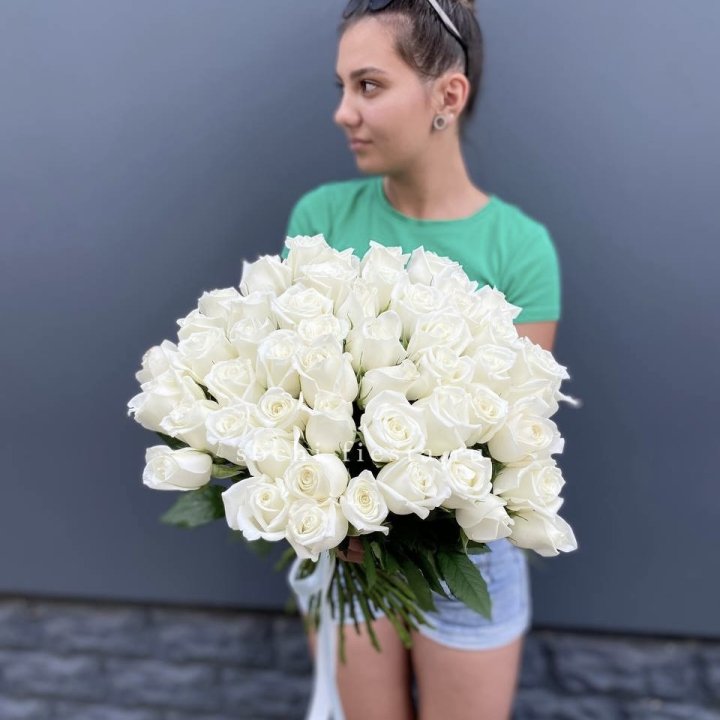 51 белая роза в Нижневартовске