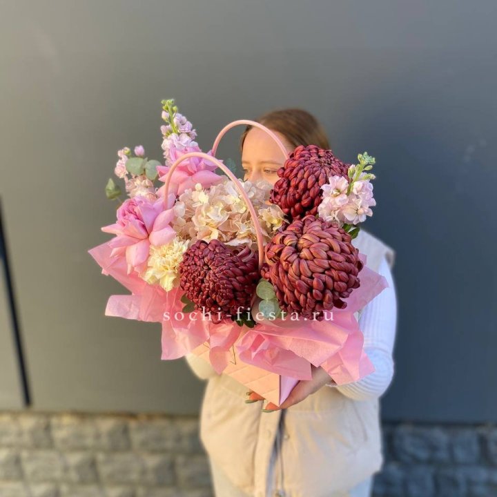 Сумочка нежная с бигуди в Нижневартовске