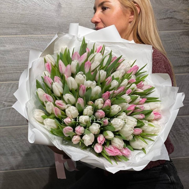 101 тюльпан нежный микс в Нижневартовске