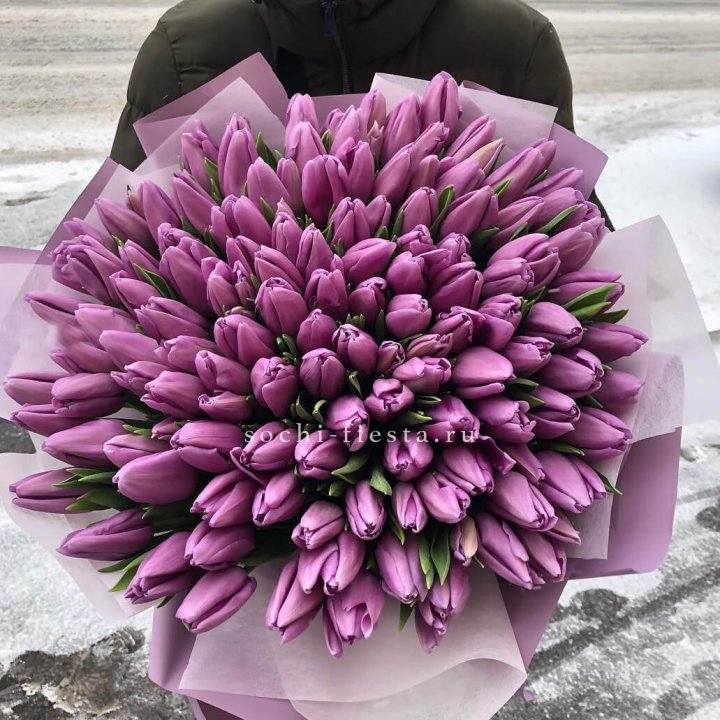 101 сиреневый тюльпан в Нижневартовске