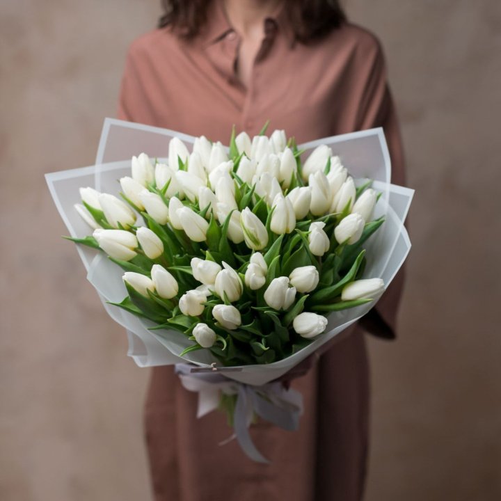 51 белый тюльпан в Нижневартовске